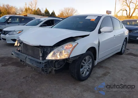 2011 Nissan Altima 2.5 S z USA, uszkodzony, nr VIN 1N4AL2AP5BN435854